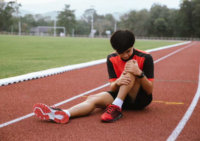 【スポーツの早期復帰】痛む場所に触れず、硬縮した筋肉ゴムを一瞬で弛める『トリガーポイント鍼』の驚くべき即効性